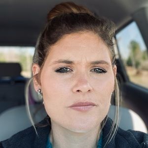 Meet your Posher, Whitney